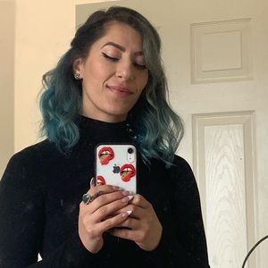 Meet your Posher, Carly